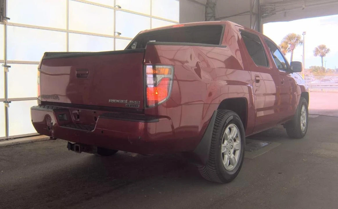 2006 Honda Ridgeline 1st Gen - Image 4 of 13