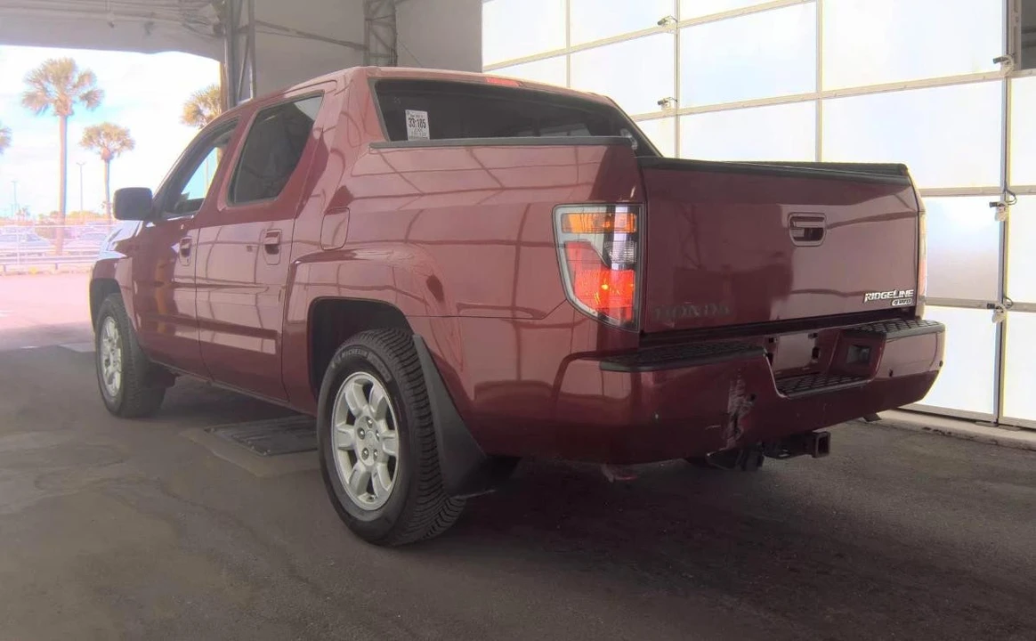 2006 Honda Ridgeline 1st Gen - Image 6 of 13