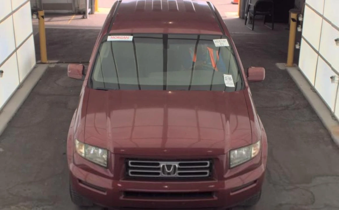 2006 Honda Ridgeline 1st Gen - Image 2 of 13