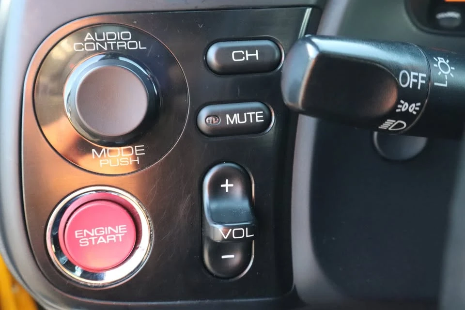 2006 Honda AP2 S2000 - Image 6 of 12