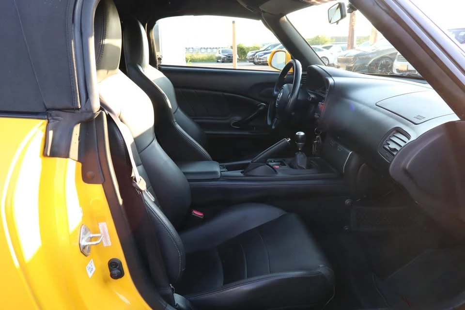 2006 Honda AP2 S2000 - Image 8 of 12