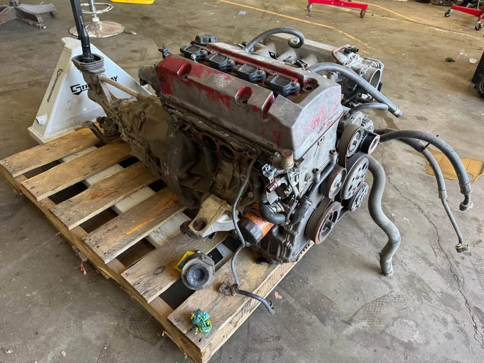 2006 Honda AP2 S2000 - Image 2 of 10