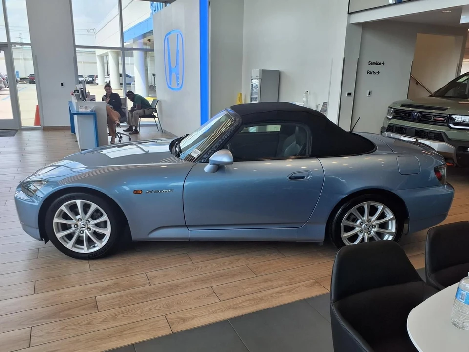 2006 Honda AP2 S2000 - Image 4 of 25