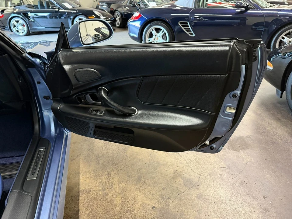 2006 Honda AP2 S2000 - Image 19 of 21