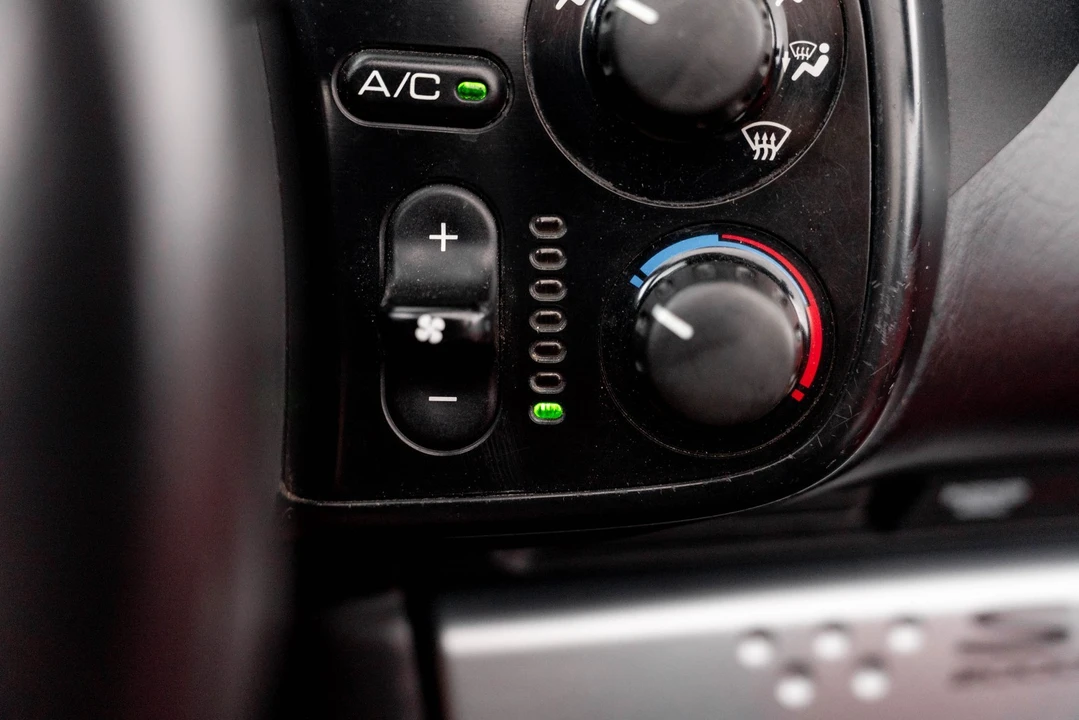2006 Honda AP2 S2000 - Image 29 of 31