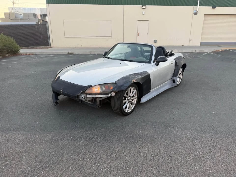 2006 Honda AP2 S2000 - Image 2 of 8