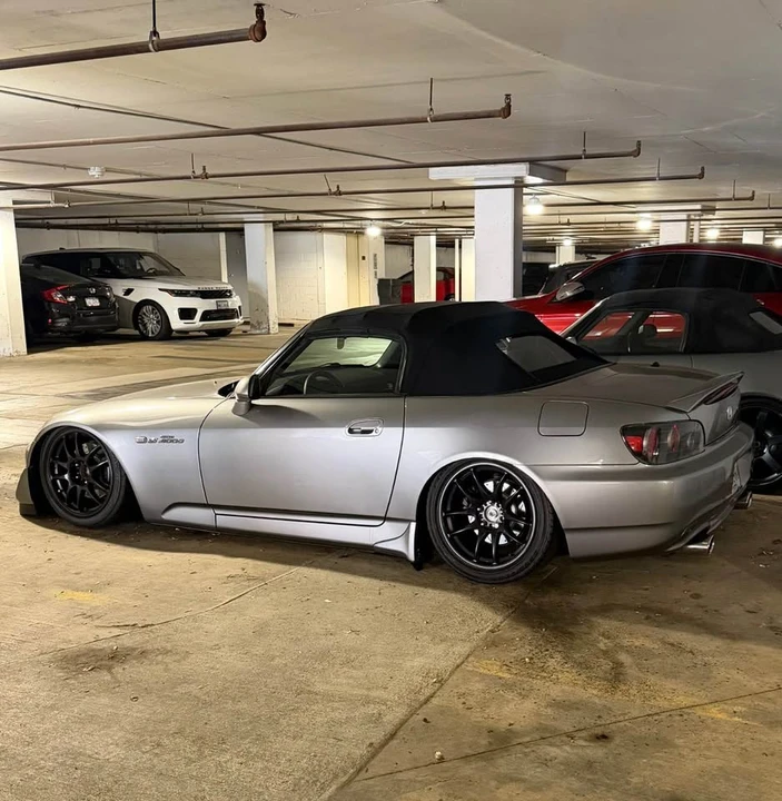 2006 Honda AP2 S2000 - Image 2 of 13
