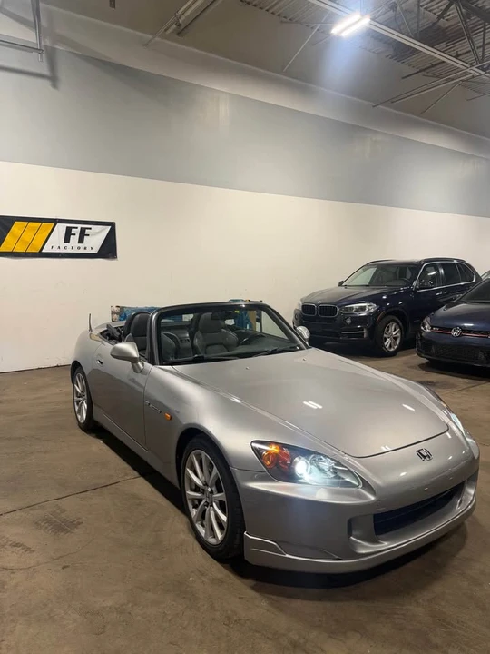2006 Honda AP2 S2000 - Image 2 of 13