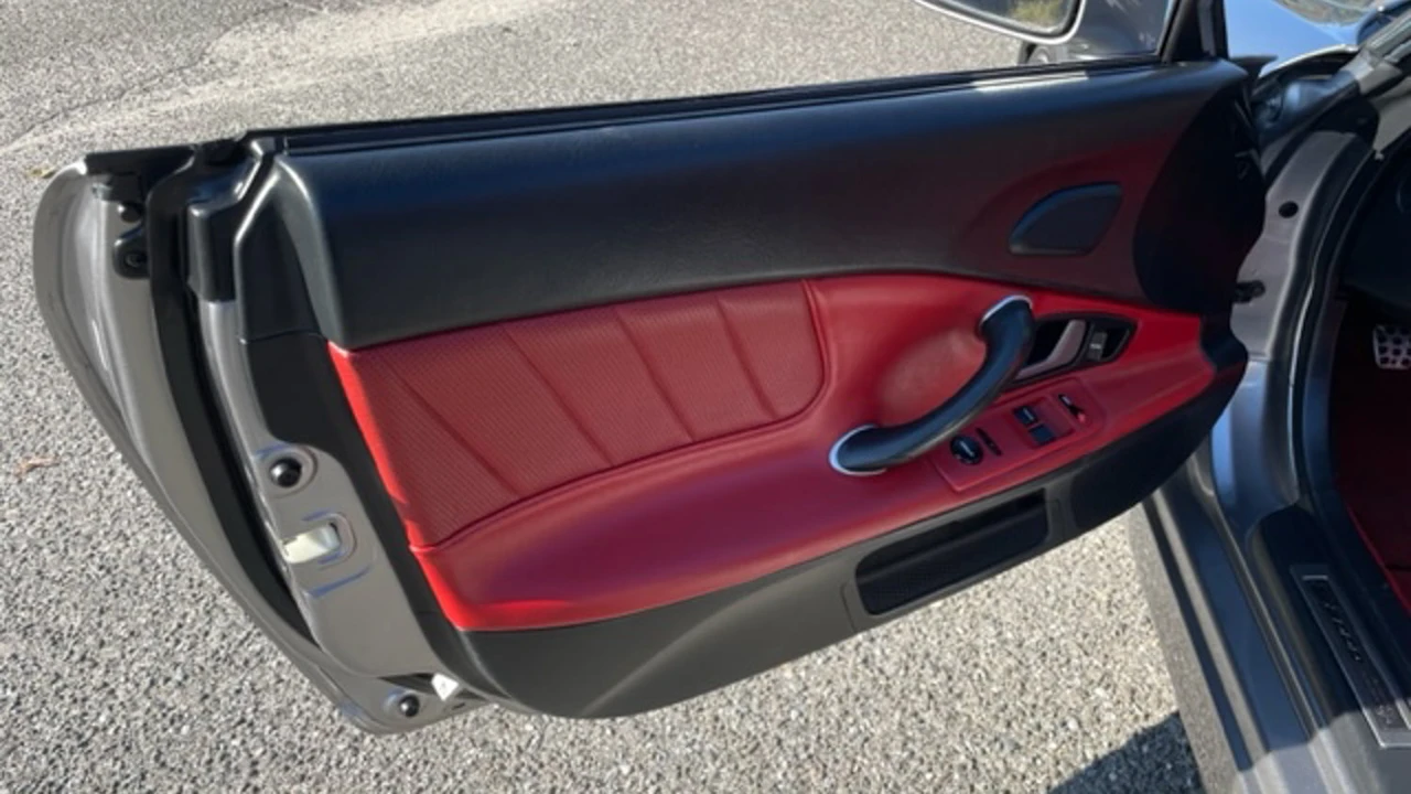2006 Honda AP2 S2000 - Image 8 of 25