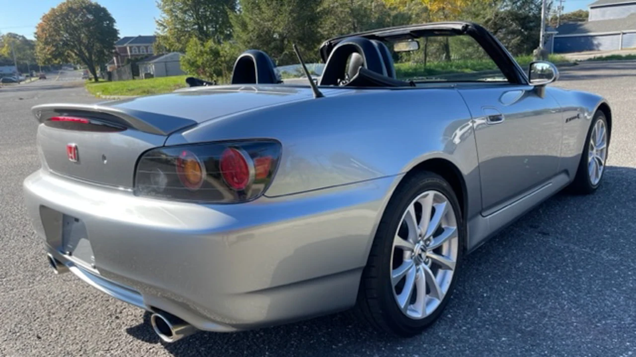 2006 Honda AP2 S2000 - Image 18 of 25