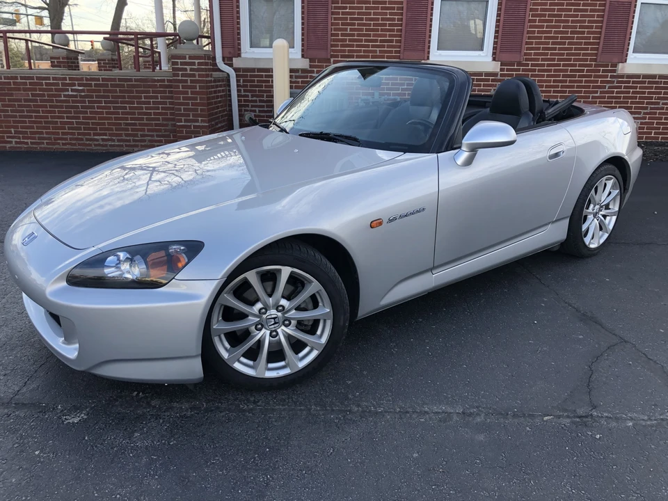 2006 Honda AP2 S2000 - Image 2 of 31