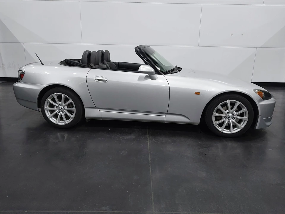 2006 Honda AP2 S2000 - Image 19 of 31
