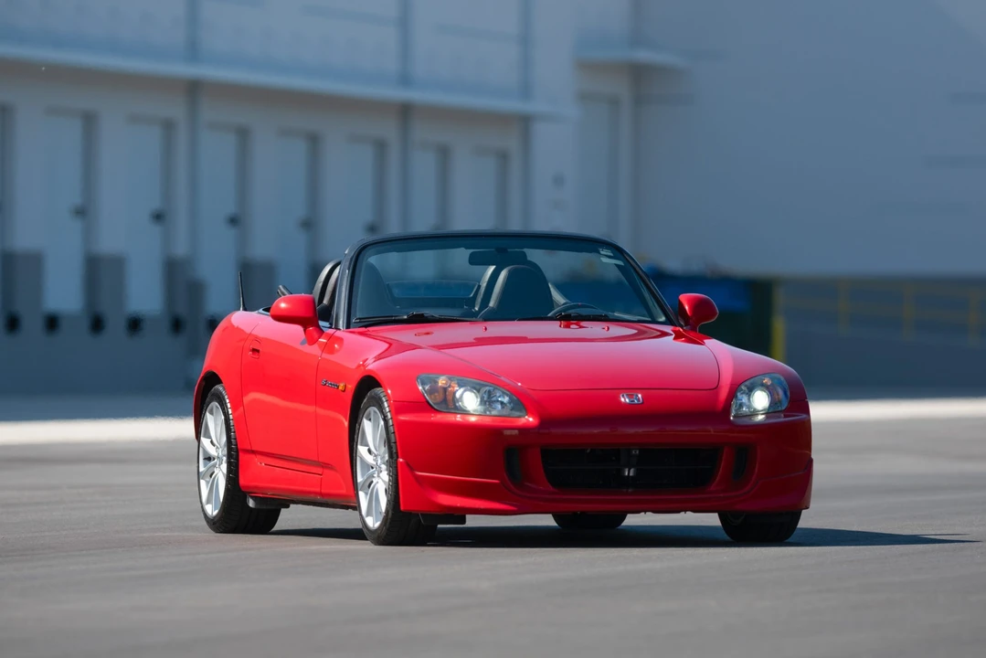 2006 Honda AP2 S2000 - Image 2 of 31