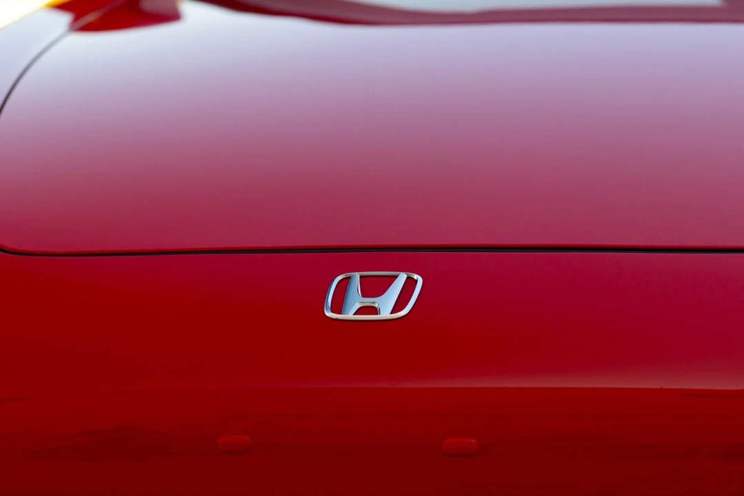 2006 Honda AP2 S2000 - Image 16 of 31