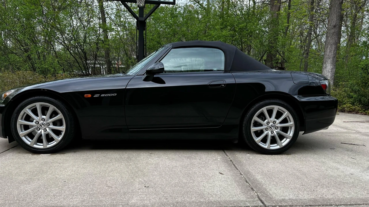 2006 Honda AP2 S2000 - Image 28 of 31
