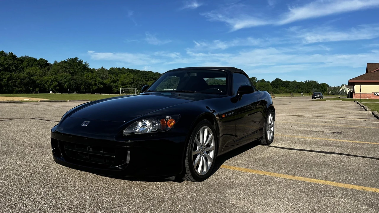 2006 Honda AP2 S2000 - Image 4 of 31