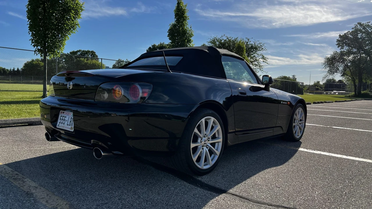 2006 Honda AP2 S2000 - Image 17 of 31