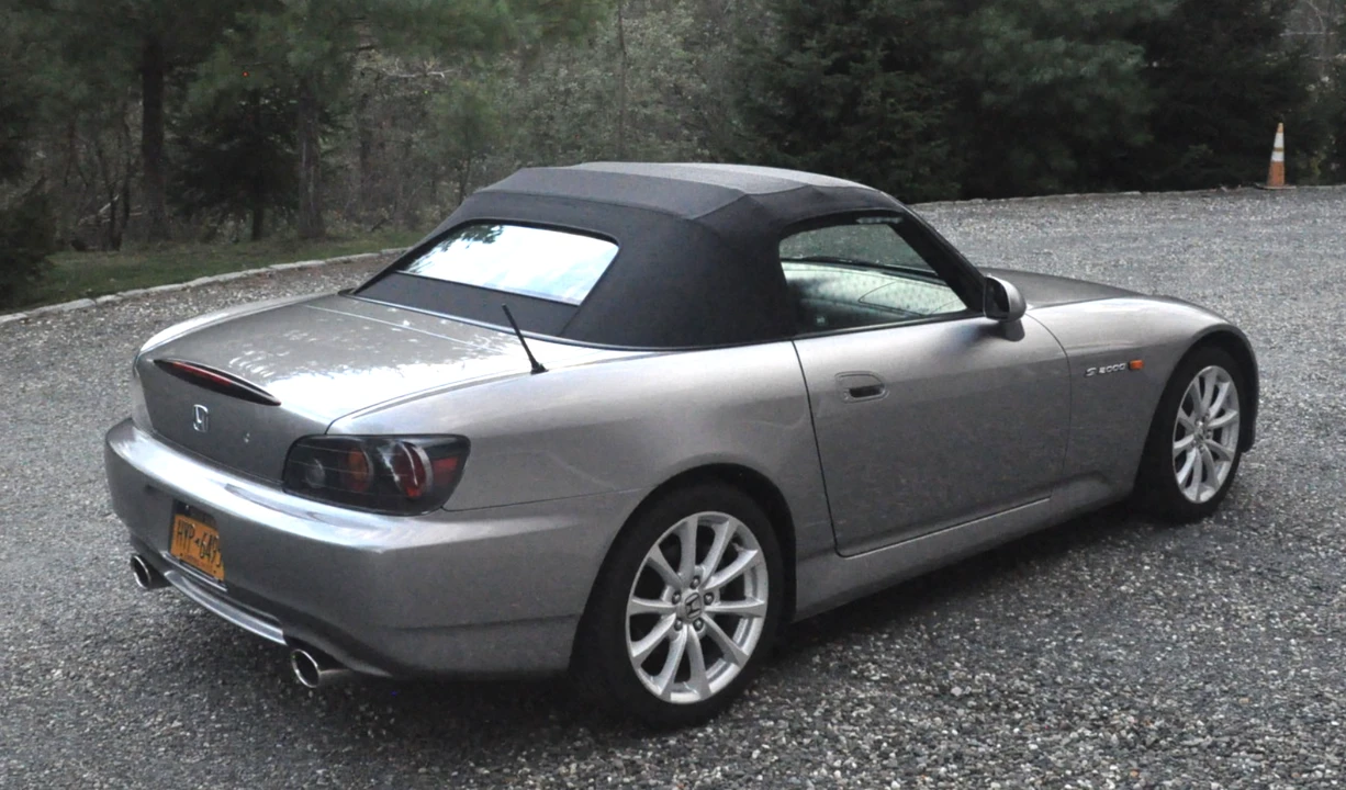 2006 Honda AP2 S2000 - Image 2 of 31