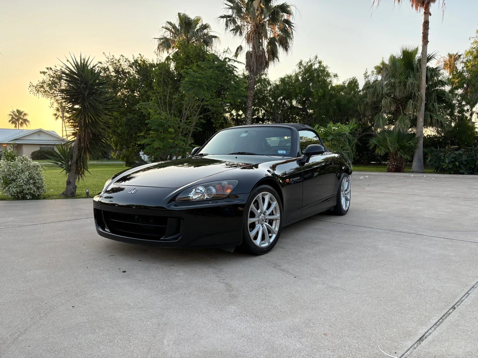 2006 Honda AP2 S2000 - Image 2 of 31