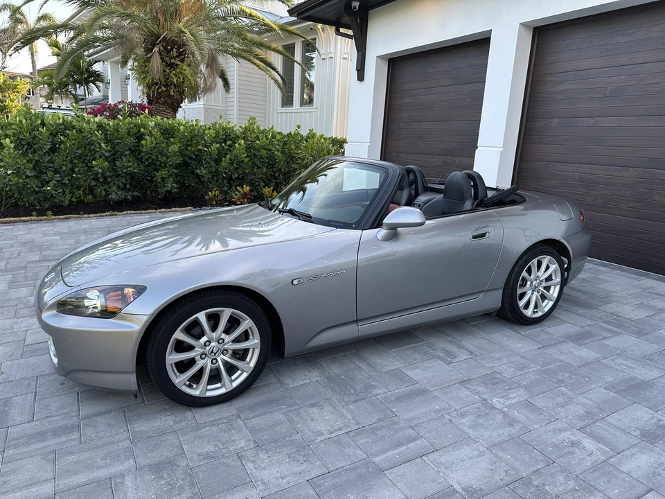 2006 Honda AP2 S2000 - Image 2 of 31