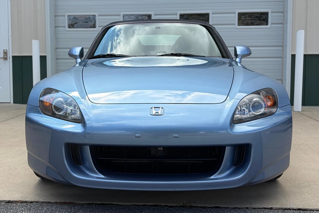 2006 Honda AP2 S2000 - Image 2 of 31
