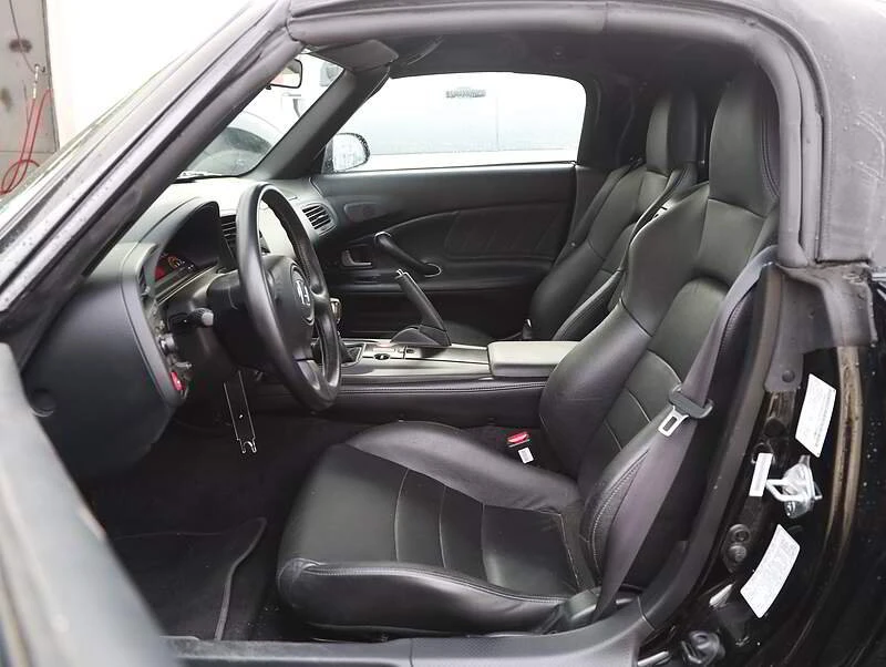 2006 Honda AP2 S2000 - Image 7 of 10