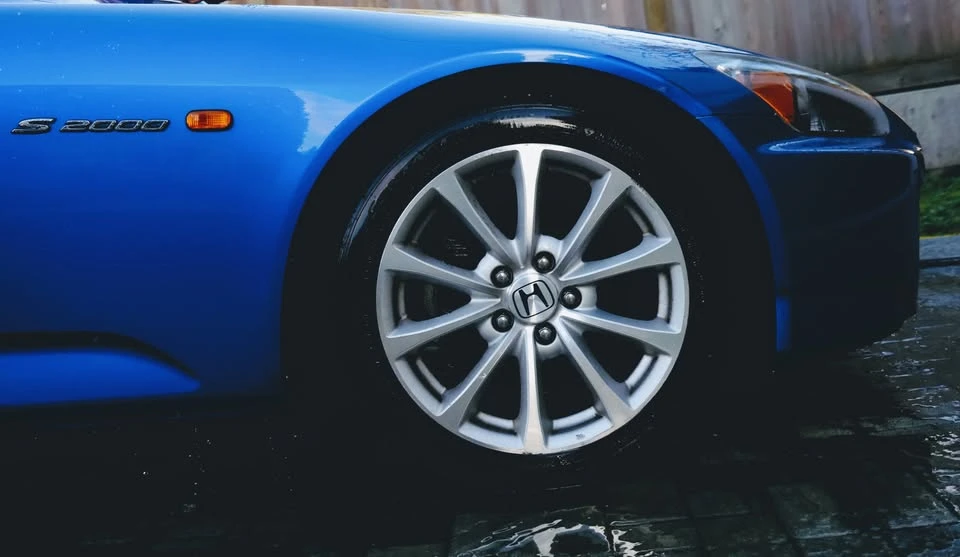 2006 Honda AP2 S2000 - Image 2 of 11