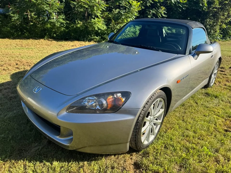 2006 Honda AP2 S2000 - Image 2 of 10