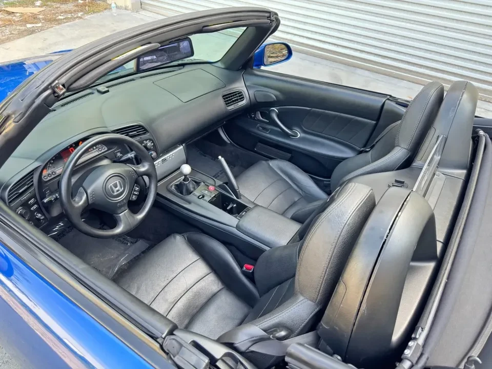 2006 Honda AP2 S2000 - Image 2 of 7