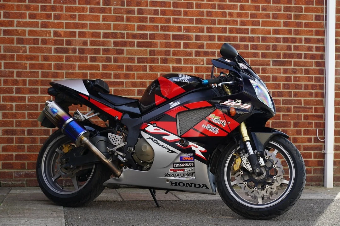 2006 Honda RC51 - Image 22 of 30
