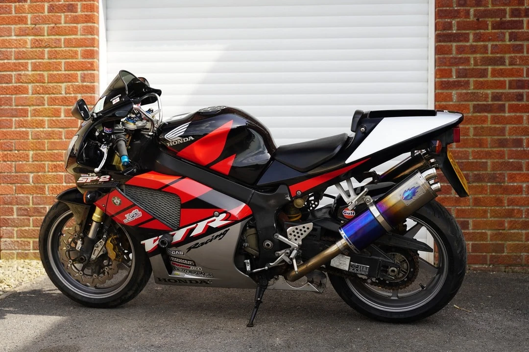 2006 Honda RC51 - Image 14 of 30
