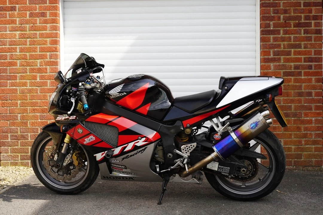 2006 Honda RC51 - Image 15 of 30