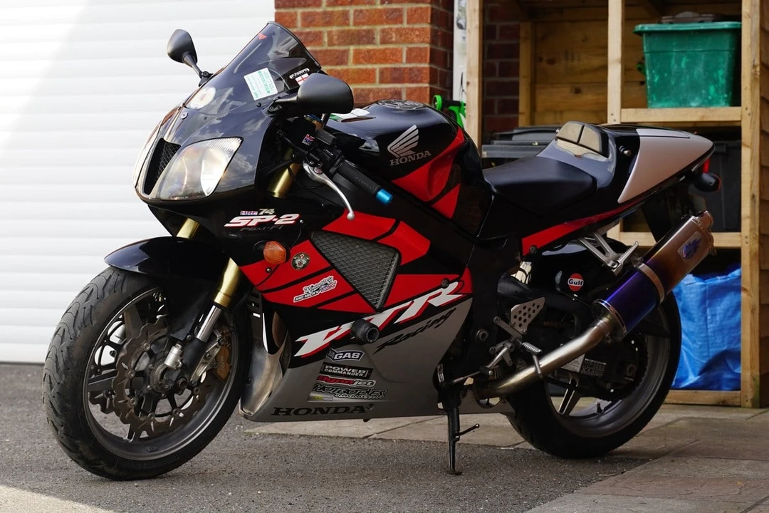 2006 Honda RC51 - Image 25 of 30