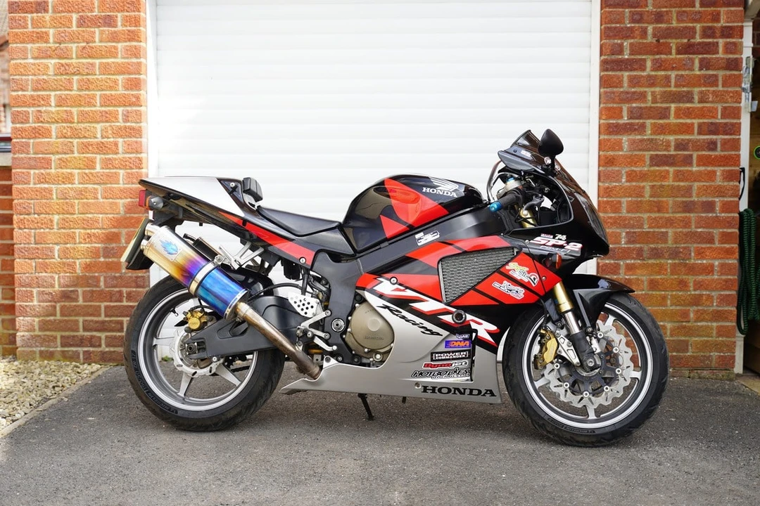 2006 Honda RC51 - Image 4 of 30