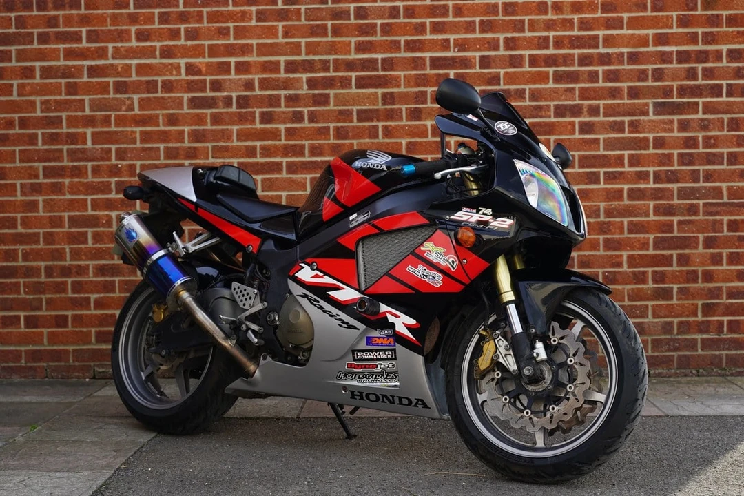 2006 Honda RC51 - Image 19 of 30