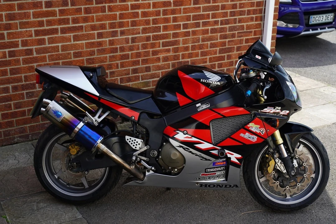 2006 Honda RC51 - Image 23 of 30