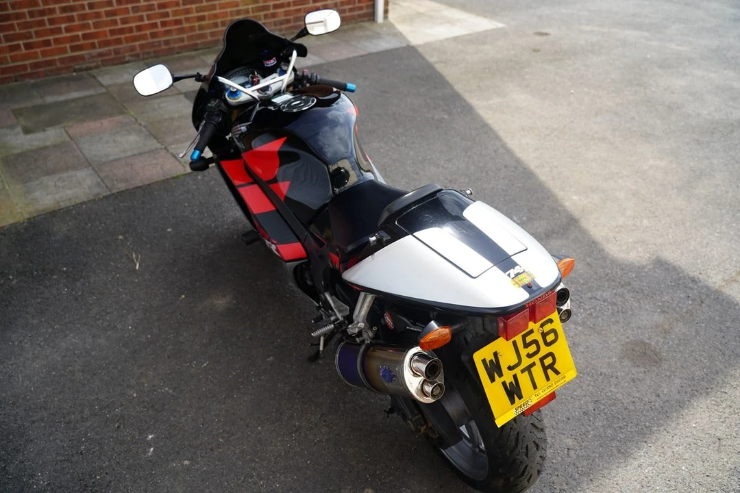 2006 Honda RC51 - Image 13 of 30