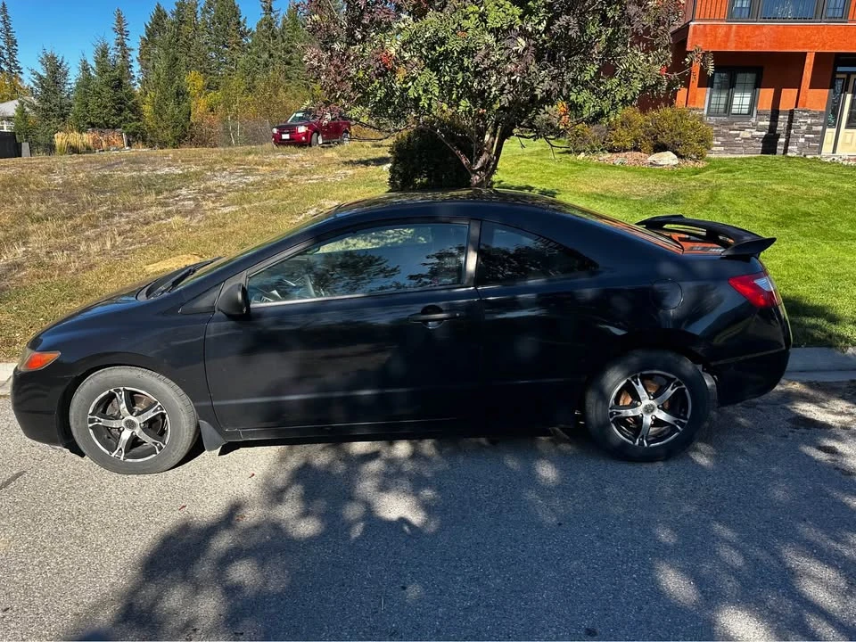 2006 Honda Civic 8th Gen - Image 2 of 10