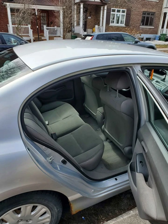 2006 Honda Civic 8th Gen - Image 7 of 14