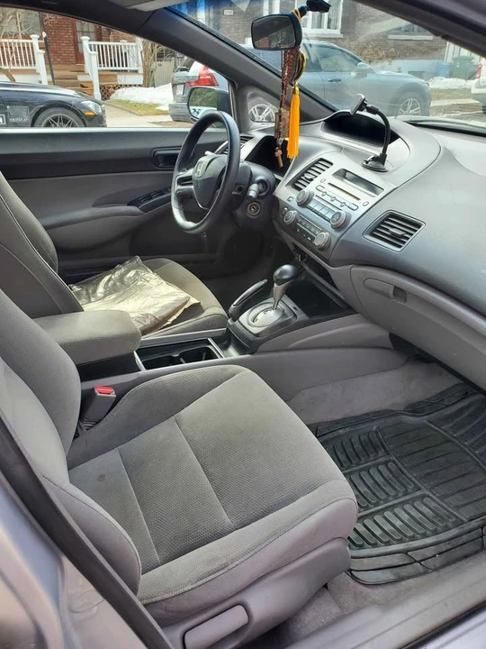 2006 Honda Civic 8th Gen - Image 8 of 14