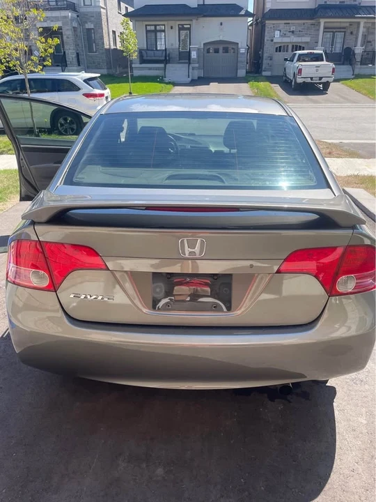 2006 Honda Civic 8th Gen - Image 3 of 8