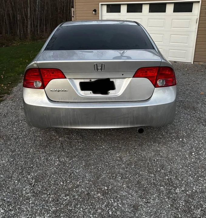 2006 Honda Civic 8th Gen - Image 2 of 12