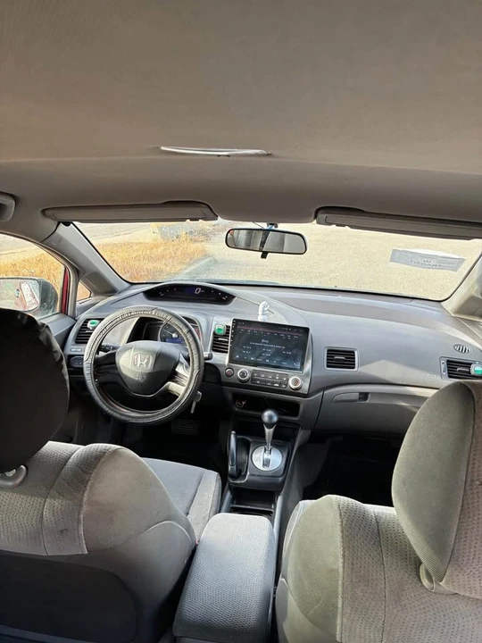 2006 Honda Civic 8th Gen - Image 9 of 13
