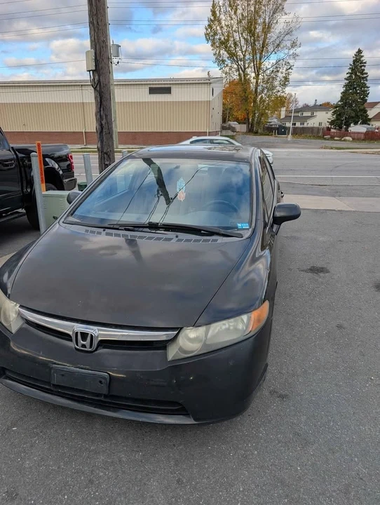2006 Honda Civic 8th Gen - Image 2 of 3