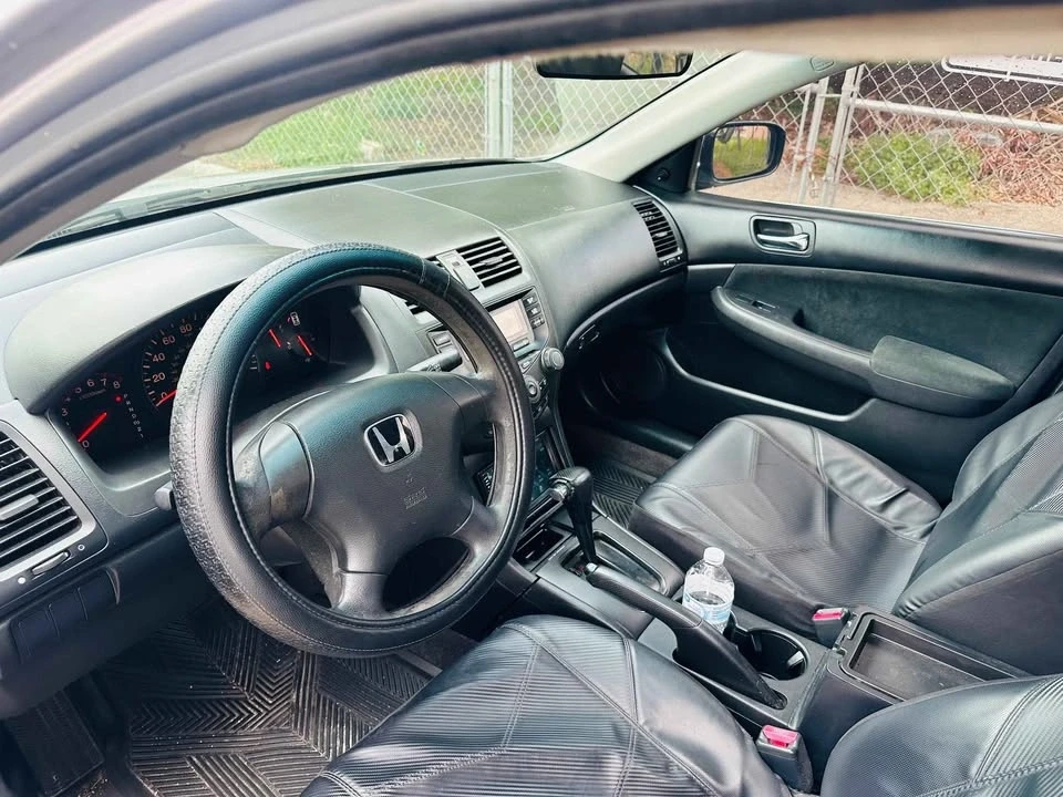 2006 Honda Civic 8th Gen - Image 6 of 8