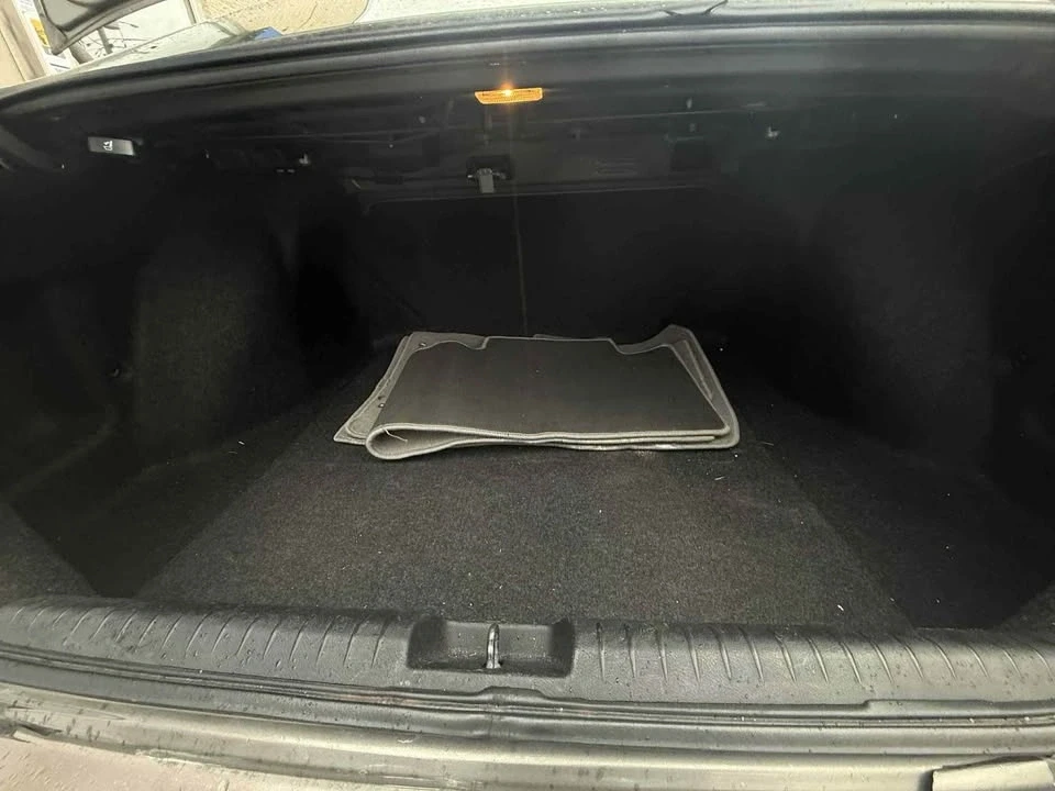 2006 Honda Civic 8th Gen - Image 5 of 8