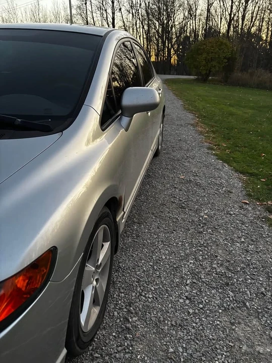 2006 Honda Civic 8th Gen - Image 3 of 12