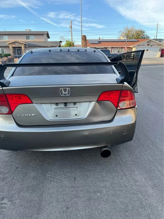 2006 Honda Civic 8th Gen - Image 8 of 13