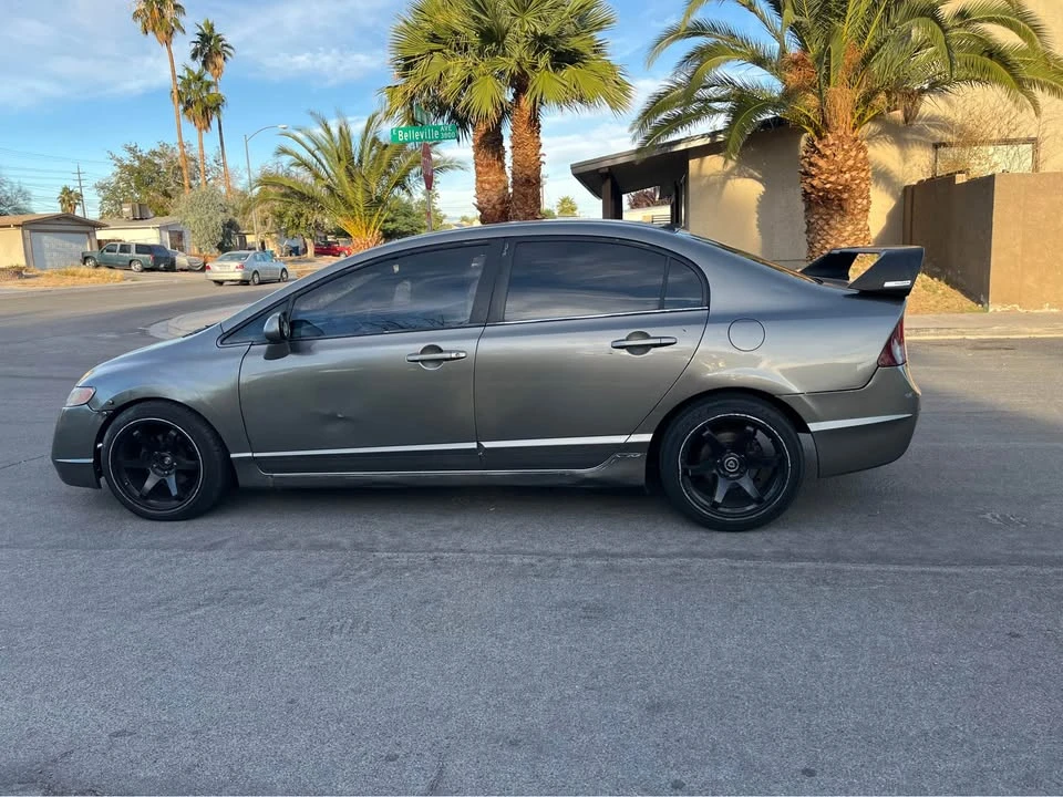 2006 Honda Civic 8th Gen - Image 9 of 13