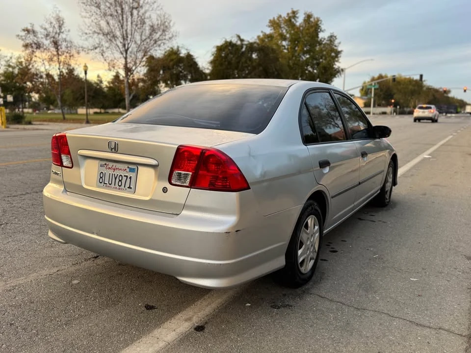 2006 Honda Civic 8th Gen - Image 8 of 11